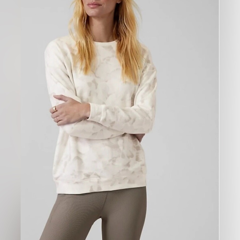 Athleta Balance Printed Pullover Sweatshirt. Medium. NWOT